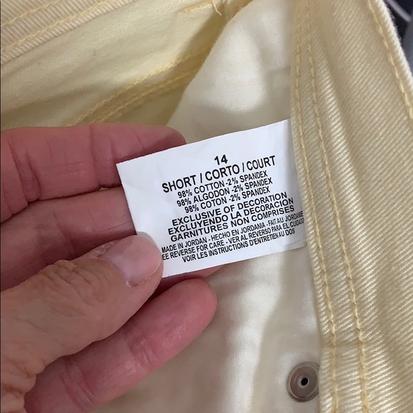 Gloria Vanderbilt Jeans in Yellow - Picture 6 of 6